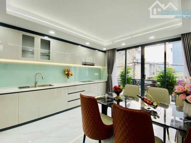 NHÀ THỐNG NHẤT P15 GÒ VẤP – 5 TẦNG – 62M2 (4X15.5M) – 9.28 TỶ – 2 MẶT HXH – THANG MÁY - 4