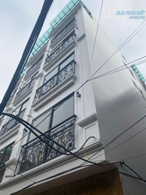 Bán nhà riêng Phố Đồng Cổ, 50m2, 6 tầng thang máy, MT 5.5m, ô tô, nhỉnh 15 tỷ