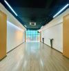 Cho thuê văn phòng Đại Cồ Việt 70m² 14tr, sàn vuông vắn, full kính mặt tiền