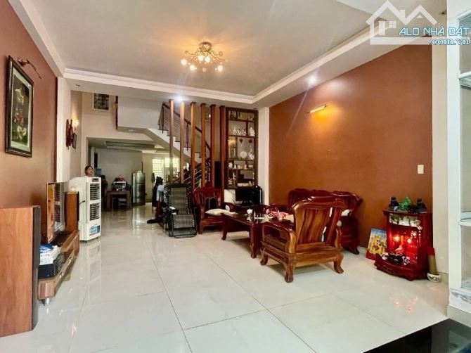 💥 CẮT LỖ SÂU! NHÀ 4 TẦNG – 115M² – MT HÀN THUYÊN – GẦN LÊ THANH NGHỊ. CHỈ NHỈNH 10 TỶ