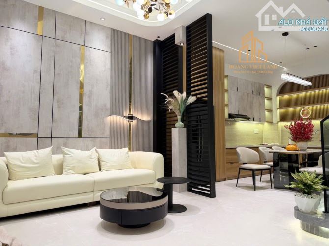 NHÀ MÊ ĐẸP HẺM NGÔ QUYỀN - NGAY CHỢ TÂN AN - DT:5x17m - GIÁ: 8 TỶ 350