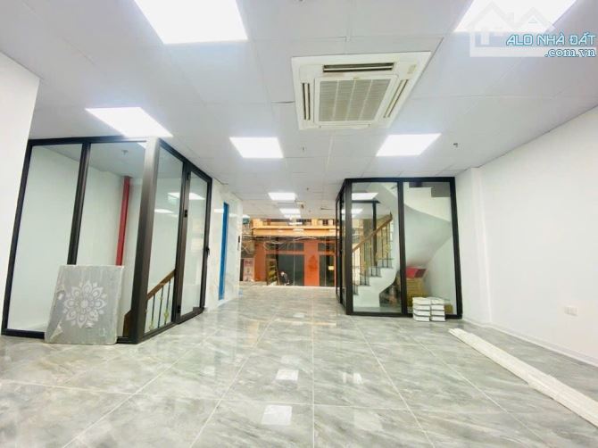 XÃ ĐÀN -Toà nhà KD hỗn hợp 79m² MT 6,5m 39 tỷ -Lô góc 2 thoáng ô tô tránh - Dòng tiền đỉnh - 1