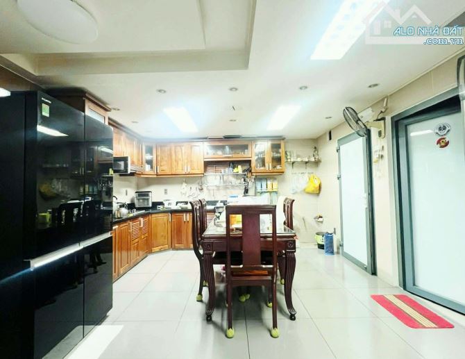 QUÁ NGON, NHÀ HẺM XE HƠI, 5 tầng, Phường Đức Nhuận, Phú Nhuận - 1