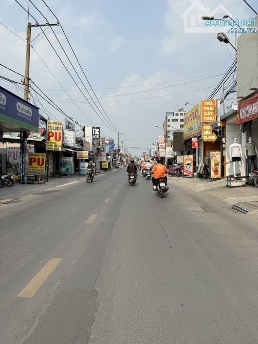 Gấp Bán nhà TÂN PHÚ đường Ô Tô TÂN KỲ TÂN QUÝ gần Aeon Mall Tân Phú 5 phút thẳng 1 trục - 1