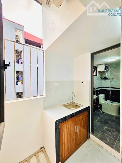 Cho Thuê CCMN 241 Yên Xá Thanh Trì 36m2 Gác Xép + Giường Cửa Sổ Giếng Giời Bếp Riêng TM - 15