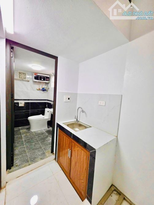 Cho Thuê CCMN 241 Yên Xá Thanh Trì 36m2 Gác Xép + Giường Cửa Sổ Giếng Giời Bếp Riêng TM - 25