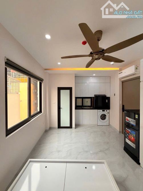 XÃ ĐÀN -Toà nhà KD hỗn hợp 79m² MT 6,5m 39 tỷ -Lô góc 2 thoáng ô tô tránh - Dòng tiền đỉnh - 3