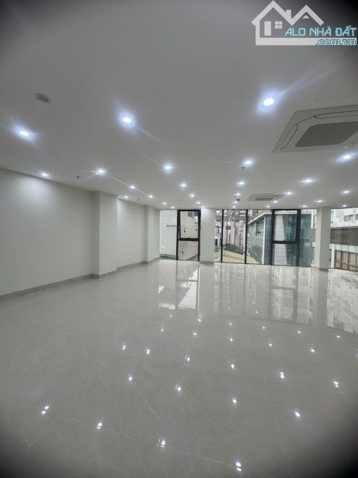 Bán Tòa Văn Phòng Lê Văn Lương Xây Mới 125m2 8 Tầng Nổi 1 Tum 1 Hầm Lô Góc Mặt Tiền 12M - 3