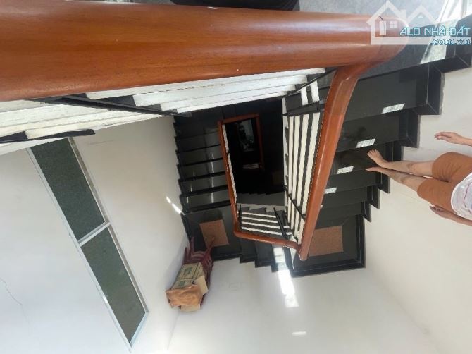 💥 CẮT LỖ SÂU! NHÀ 4 TẦNG – 115M² – MT HÀN THUYÊN – GẦN LÊ THANH NGHỊ. CHỈ NHỈNH 10 TỶ - 3