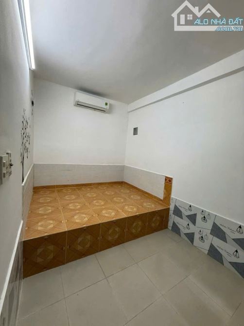 Nhà 3 phòng ngủ – 3 máy lạnh – Gần cầu Quang Trung - 4