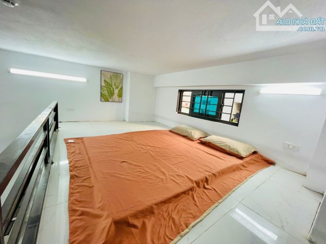 Cho Thuê CCMN 241 Yên Xá Thanh Trì 36m2 Gác Xép + Giường Cửa Sổ Giếng Giời Bếp Riêng TM - 5