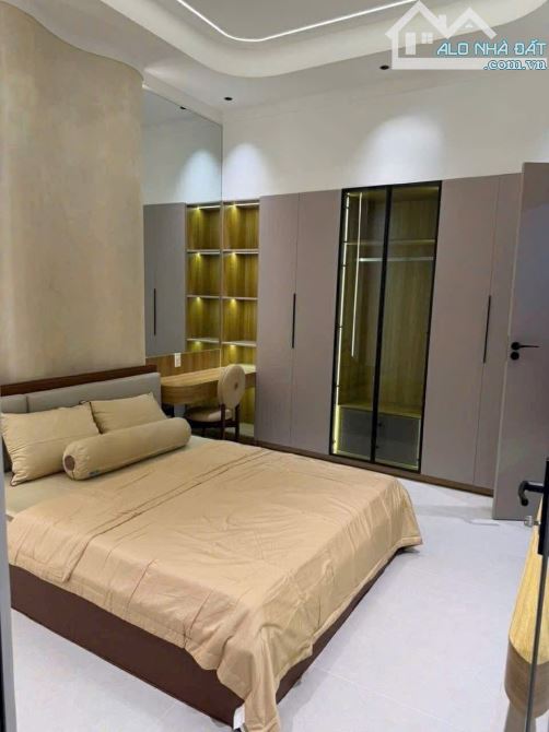 NHÀ MÊ 3 PHÒNG NGỦ FULL NỘI THẤT HẺM 234/6 NGÔ QUYỀN: Giá 8,35 tỷ - 6