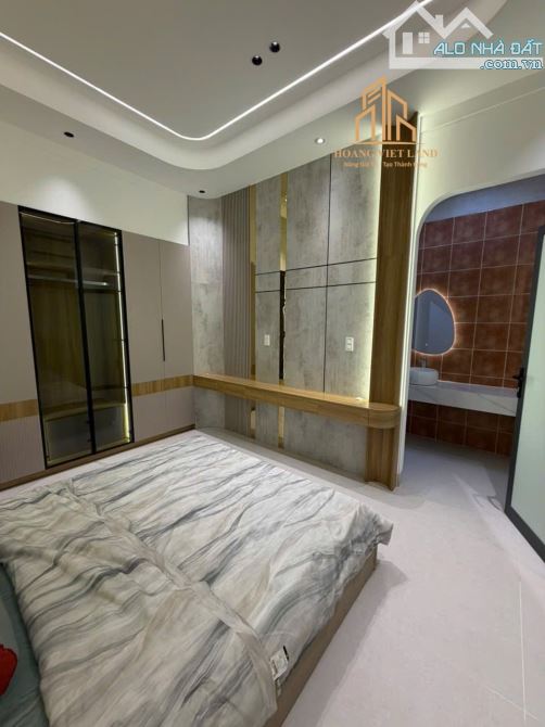 NHÀ MÊ ĐẸP HẺM NGÔ QUYỀN - NGAY CHỢ TÂN AN - DT:5x17m - GIÁ: 8 TỶ 350 - 6