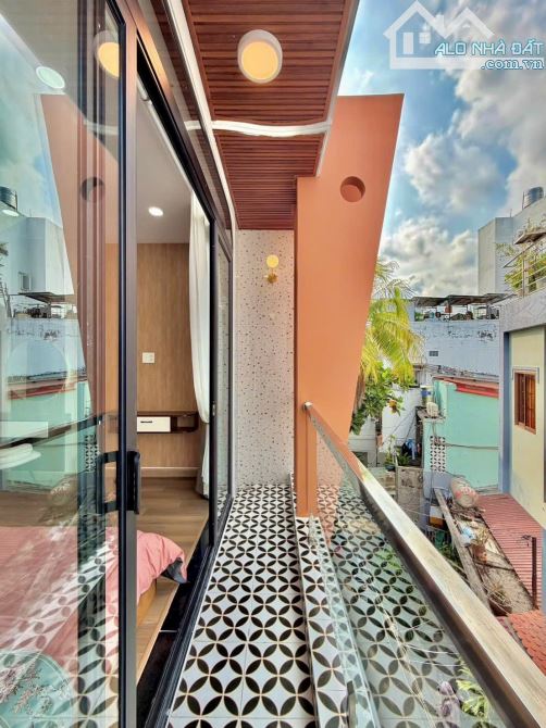 Bán Nhà Phú Nhuận - Phan Đình Phùng - Sát Hẻm Xe Hơi - Gần Quận 1 - 4 Tầng 52m2 - 7