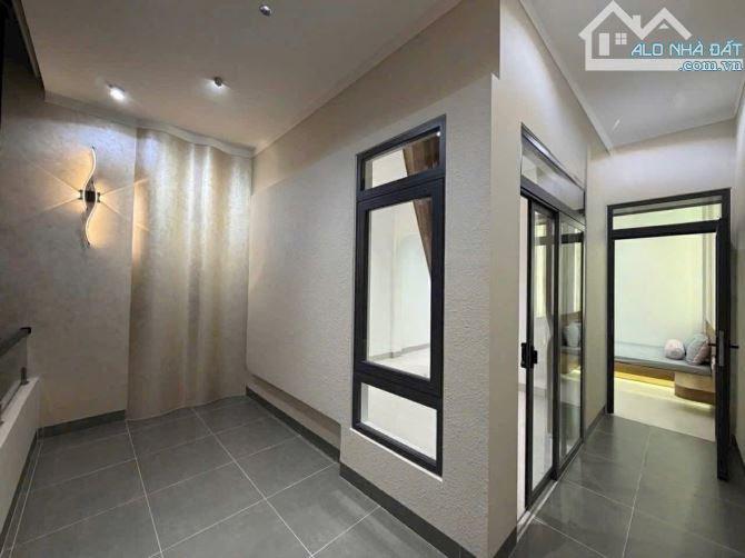 NHÀ MÊ 3 PHÒNG NGỦ FULL NỘI THẤT HẺM 234/6 NGÔ QUYỀN: Giá 8,35 tỷ - 7