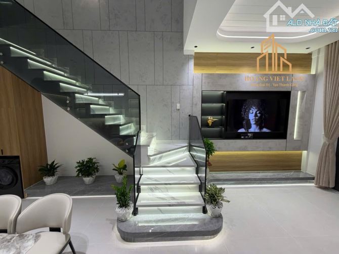 NHÀ MÊ ĐẸP HẺM NGÔ QUYỀN - NGAY CHỢ TÂN AN - DT:5x17m - GIÁ: 8 TỶ 350 - 7