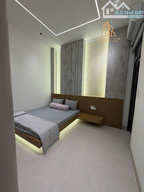 NHÀ MÊ ĐẸP HẺM NGÔ QUYỀN - NGAY CHỢ TÂN AN - DT:5x17m - GIÁ: 8 TỶ 350 - 9