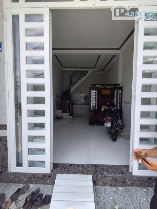Nhà trệt lầu hẻm Trần Vĩnh Kiết – Giá 5 triệu - 1