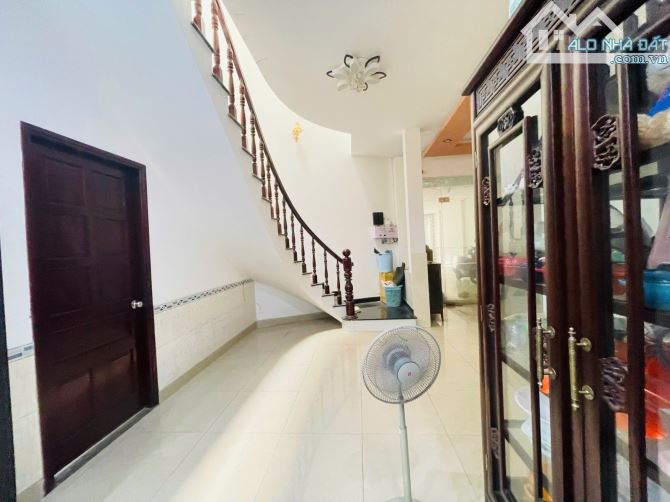 Nhà 3 tầng MT Lê Đình Quản Q2 - 125M2 4PN - GIÁ 14.5 Tỷ - 7