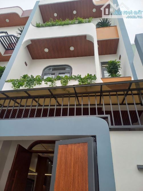 Càn bán nhà 3 tầng kiệt trần đình tri đà năng, kiệt ô tô.