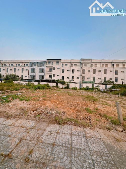 Bán Đất Nguyễn Thành Long – Bàu Tràm, 90m², Gần Hồ, Khu Dân Cư Đông - 3