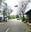 - Bán đất đường ( 7m5) Bùi Giáng – Gần Bx Trung tâm. DT 85M2 – Giá 5.4 TỶTL.