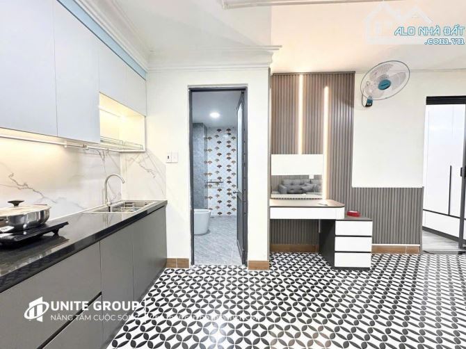 HXH Phan Đình Phùng P.2 Q.Phú Nhuận 5.5x19 T 4L ST , 14CHDV khoán52tr/tháng Giá 18.9 tỷ - 4