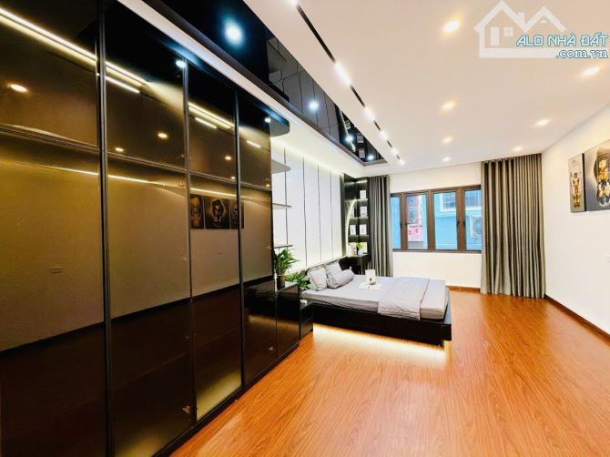BÁN NHÀ HÀNG BUỒM 36.6 M - KD HOMSTAY  QUÁ ĐỈNH