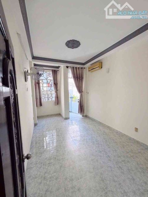 🌺 HUỲNH VĂN BÁNH, PHÚ NHUẬN, 37M2, 4 TẦNG, 4 PN, 4 WC, NỞ HẬU. GIÁ: 9,5 TỶ🌺