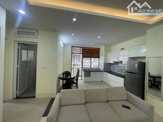 Cho thuê chung cư CT2 VOV Mễ Trì - 74m2/2PN