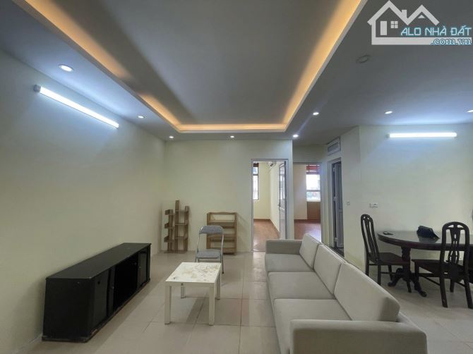 Cho thuê chung cư CT2 VOV Mễ Trì - 74m2/2PN - 1
