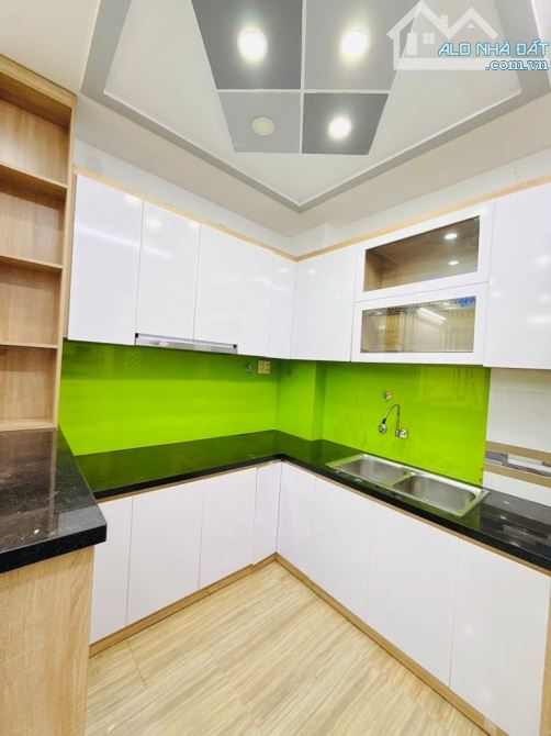 🌹 Oanh An Cư 🌹 (Phú Nhuận)Giảm 250tr còn 8.95 tỷ🌺5 TẦNG  - AN NINH - HẺM XE HƠI-💎🍀 - 2