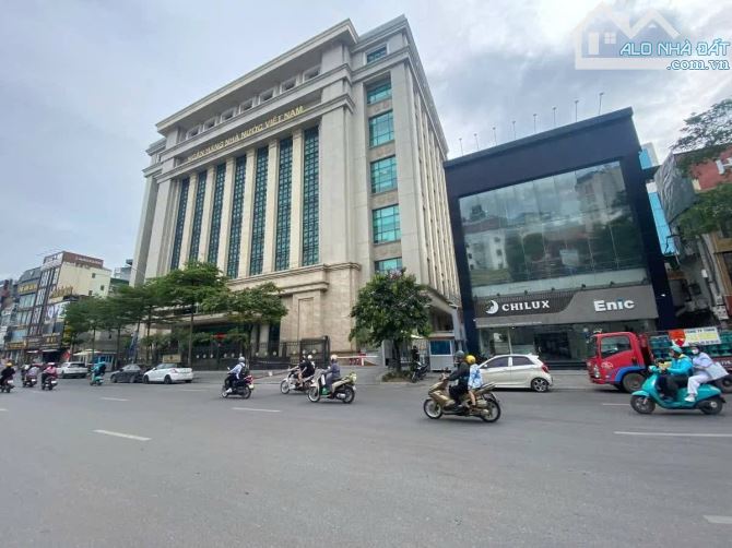 Bán Tòa Nhà Mặt Phố Ô Chợ Dừa Đống Đa . 105M MT 7.2 Giá Tốt Tòa VP mới Cứng koong - 2