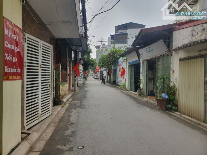 BÁN NHÀ TRỌ CHO THUÊ 98M2  - VÕNG LA ĐÔNG ANH - NGÕ THÔNG Ô TÔ - Giá 8.25 TỶ - 2