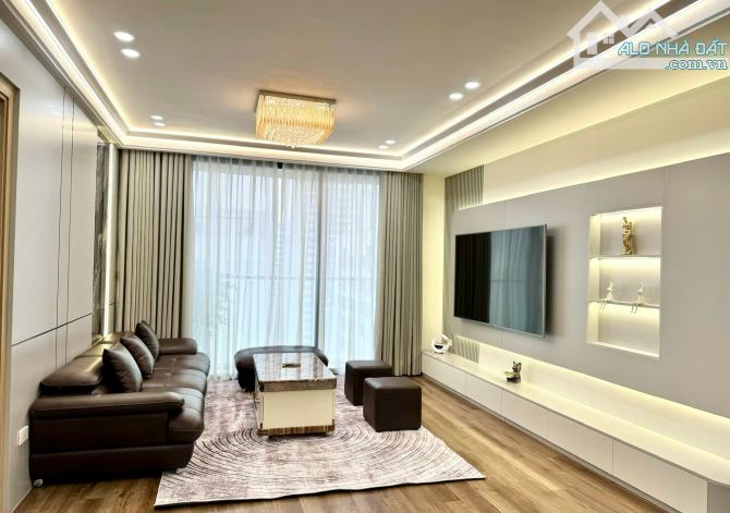 CĂN HỘ CAO CẤP Ở NGOẠI GIAO ĐOÀN TÒA NO4B T1 , TẦNG 20, 130m² 3PN+2WC, FULL NỘI THẤT, 14TỶ