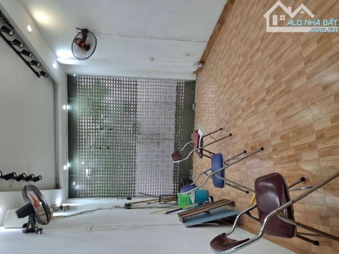 BÁN NHÀ - MẶT PHỐ - NGHI TÀM - TÂY HỒ - 50 M - 5 TẦNG - MẶT TIỀN 3,6M - 33.5 TỶ