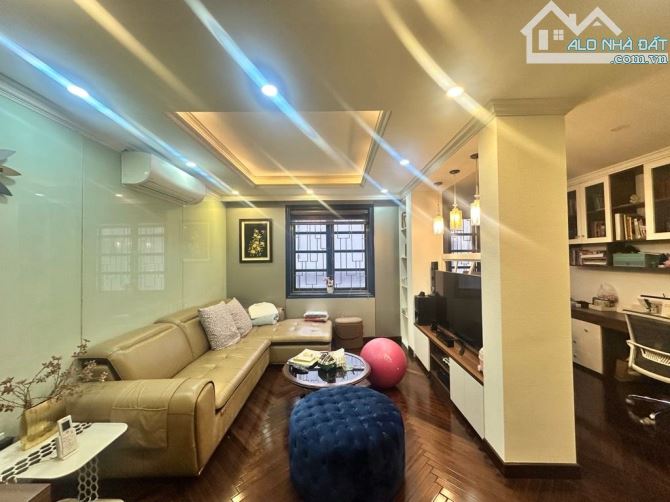 HOA HẬU - BIỆT THỰ - NGUYỄN ĐÌNH THI - TÂY HỒ - 93 M - 4 TẦNG - MẶT TIỀN 10 M - 82 TỶ