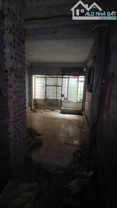 HÀNG HIẾM PHÂN KHÚC-NHÀ ĐẸP THUỴ KHUÊ – SÁT HỒ TÂY – 6 TẦNG KIÊN CỐ – GIÁ ĐẦU TƯ CỰC TỐT