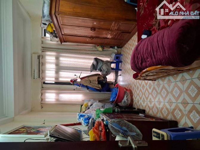 BÁN NHÀ - MẶT PHỐ - NGHI TÀM - TÂY HỒ - 50 M - 5 TẦNG - MẶT TIỀN 3,6M - 33.5 TỶ