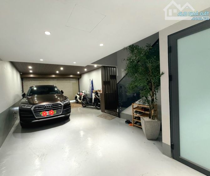 Đẹp từ kiến trúc đến cảm xúc bên trong tại ngõ 20 Nguyễn Công Hoan gần Đài THVN, Vinhomes