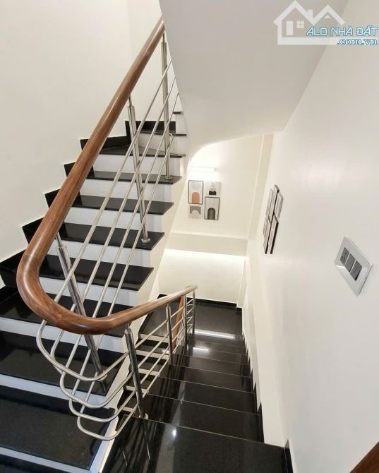 Bán nhà mặt phố Lý Quốc Sư, 41m2 x 6 tầng, mặt tiền 4.5m, kinh doanh đỉnh, 26.8 tỷ