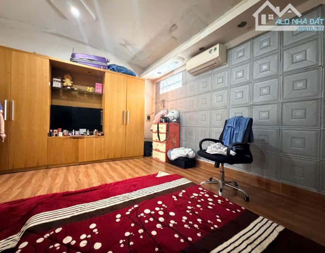 Mặt phố cổ Hàng Đậu-3 tầng-MT4.7mx16m-190m2 sd-Giá 25tỷ TL