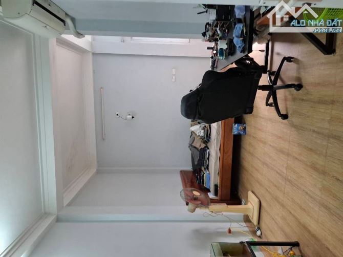 BÁN NHÀ - MẶT PHỐ - NGHI TÀM - TÂY HỒ - 50 M - 5 TẦNG - MẶT TIỀN 3,6M - 33.5 TỶ