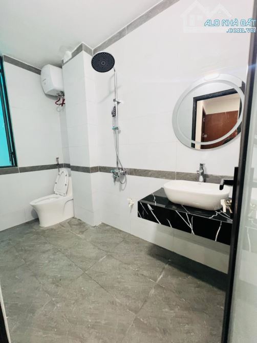 BÁN GẤP NHÀ DÂN XÂY LÔ GÓC THOÁNG 8M RA ĐƯỜNG Ô TÔ PHỐ XUÂN ĐỈNH 42M*5T GIÁ 9.760TỶ - 5