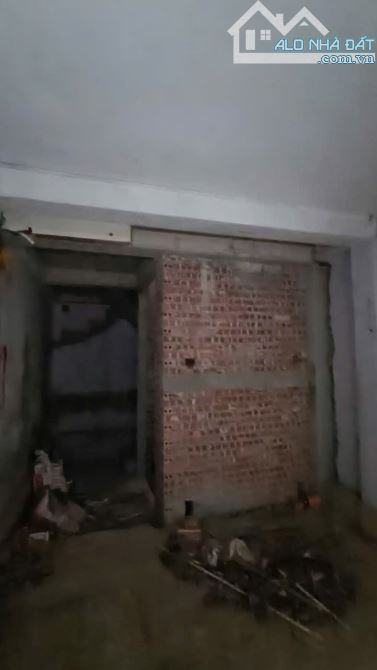 HÀNG HIẾM PHÂN KHÚC-NHÀ ĐẸP THUỴ KHUÊ – SÁT HỒ TÂY – 6 TẦNG KIÊN CỐ – GIÁ ĐẦU TƯ CỰC TỐT