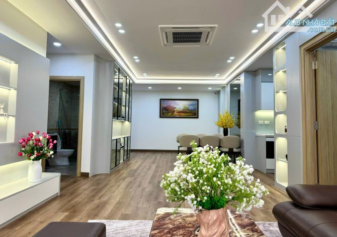 CĂN HỘ CAO CẤP Ở NGOẠI GIAO ĐOÀN TÒA NO4B T1 , TẦNG 20, 130m² 3PN+2WC, FULL NỘI THẤT, 14TỶ