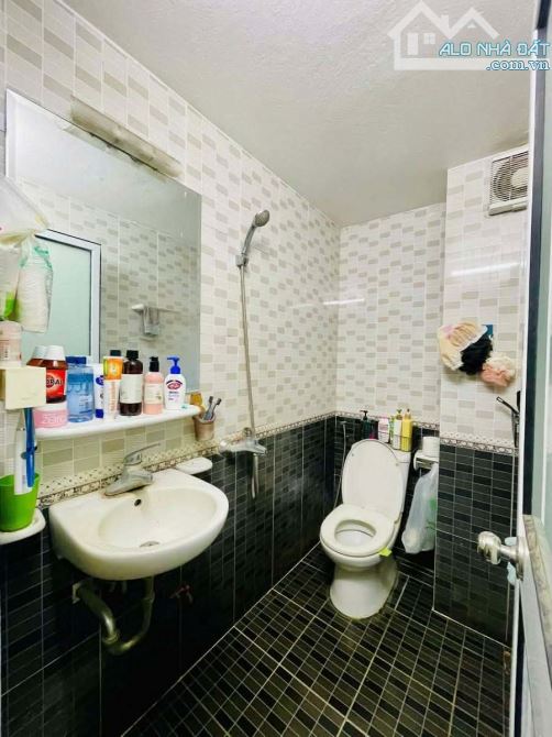 BÁN GẤP NHÀ DÂN XÂY LÔ GÓC 10M RA ĐƯỜNG Ô TÔ PHỐ XUÂN ĐỈNH 40M*4T GIÁ 10.2 TỶ - 6