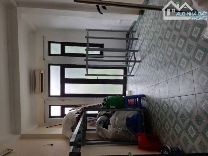 BÁN NHÀ - MẶT PHỐ - NGHI TÀM - TÂY HỒ - 50 M - 5 TẦNG - MẶT TIỀN 3,6M - 33.5 TỶ