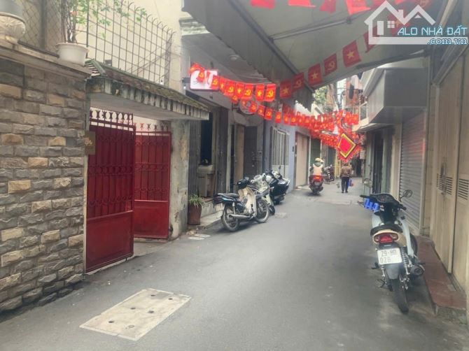 Chủ cần bán tòa nhà dòng tiền 221 phố Tôn Đức Thắng 60 m2,mt 5,5 m x 7 t 16 phòng cho thuê - 7