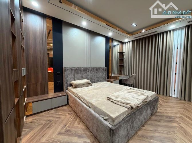 LÔ GÓC DUY NHẤT 8 TẦNG, THANG MÁY, 51M VỊ TRÍ HIẾM NHÀ BÁN, Ở SƯỚNG, KINH DOANH ĐỈNH CAO - 1
